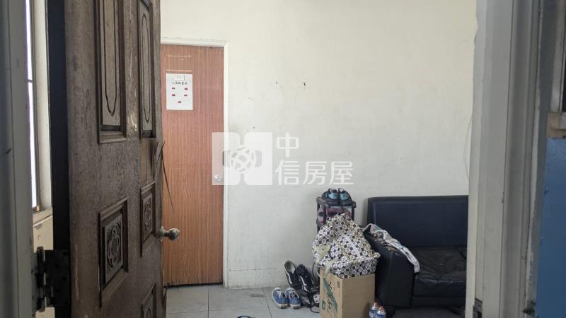 仁德車站五房三樓寓房屋室內格局與周邊環境