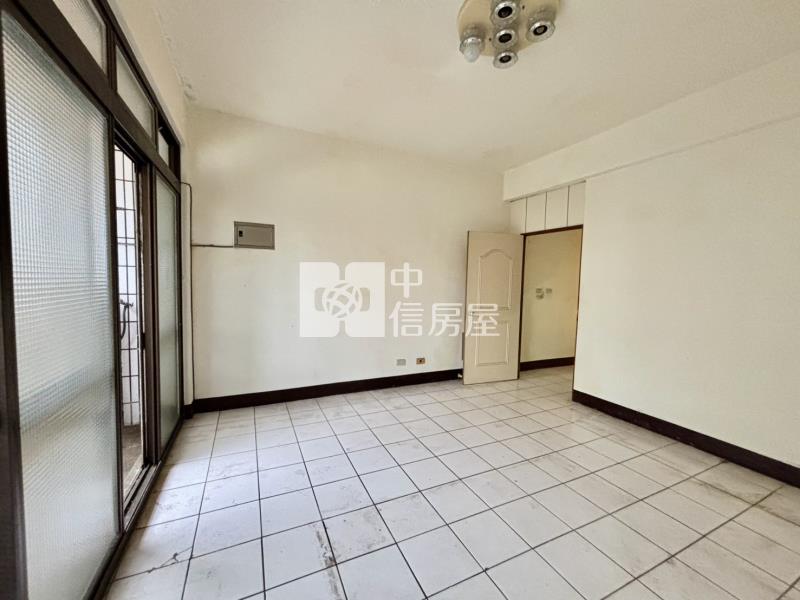 觀音國中透天房屋室內格局與周邊環境