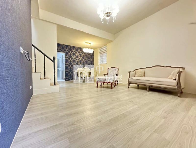 觀音崙坪工業區美別墅房屋室內格局與周邊環境