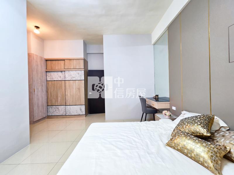 三多商圈時尚車位透天房屋室內格局與周邊環境