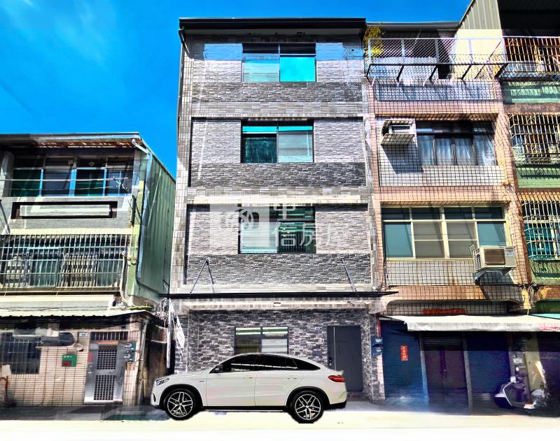 三多商圈時尚車位透天房屋室內格局與周邊環境