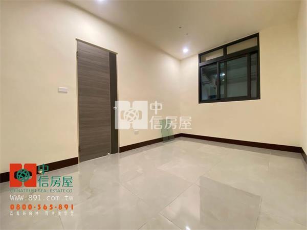 福樂全新整理平房房屋室內格局與周邊環境