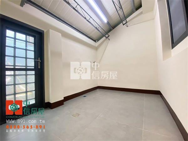 福樂全新整理平房房屋室內格局與周邊環境