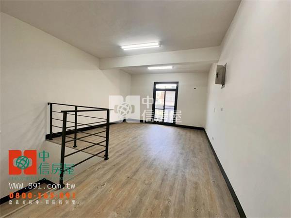 自強街全新整理店住房屋室內格局與周邊環境