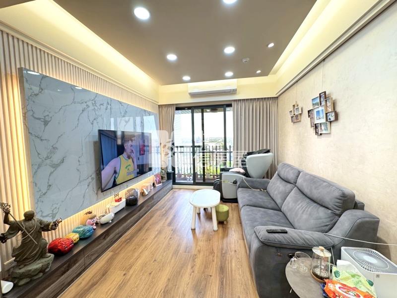 【奔馳】卓悅卓岳三房雙車位房屋室內格局與周邊環境