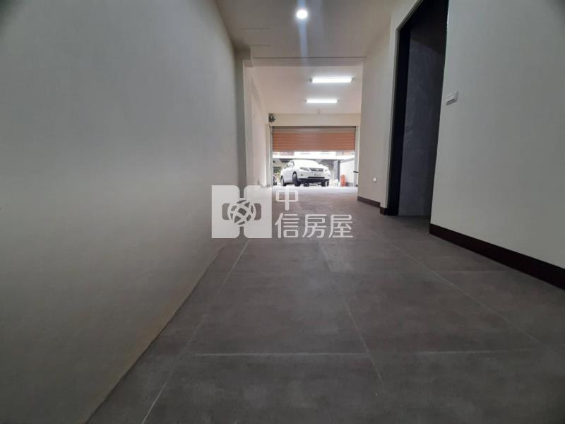 中壢夜市三車位全新電梯別墅房屋室內格局與周邊環境