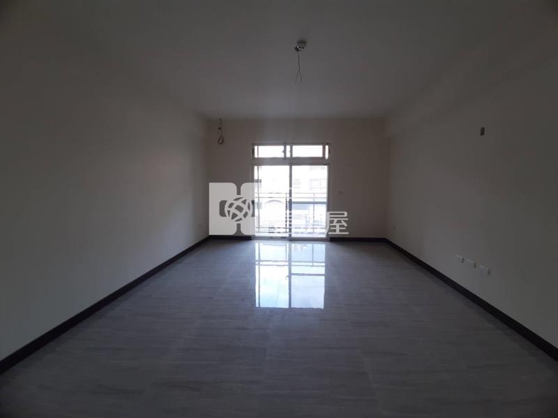 中壢夜市三車位全新電梯別墅房屋室內格局與周邊環境