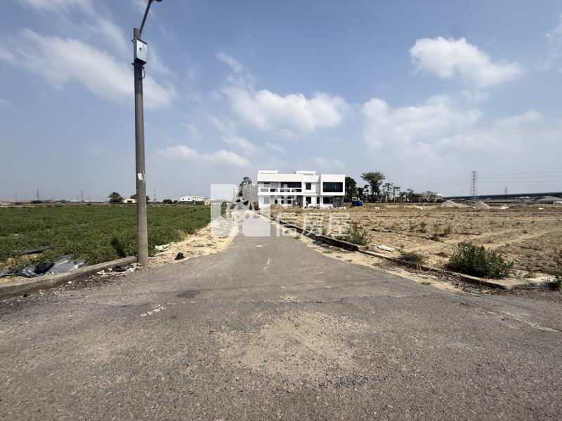 大洲鄰樹谷大道2.6分一般農地房屋室內格局與周邊環境