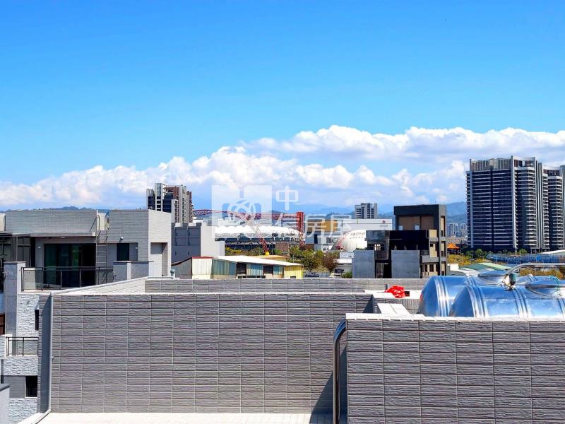 洲際巨蛋漢神10米面寬獨棟電梯別墅(專)房屋室內格局與周邊環境