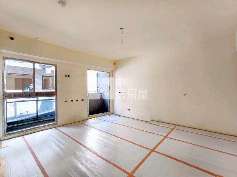 洲際巨蛋漢神10米面寬獨棟電梯別墅(專)房屋室內格局與周邊環境