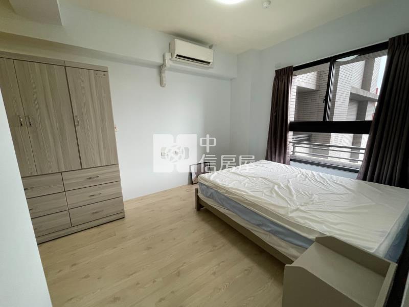 雲世紀C區朝南2房機上車位房屋室內格局與周邊環境