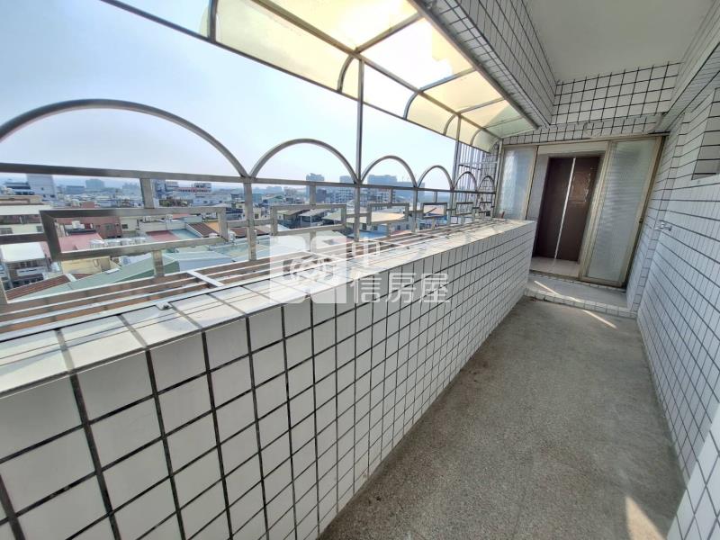 南屯黎明路電梯美3房2衛房屋室內格局與周邊環境