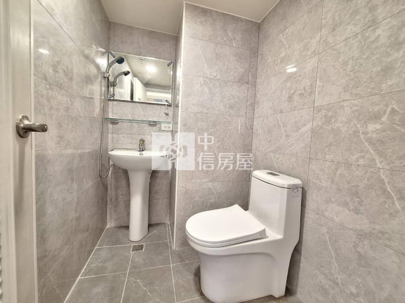 南屯黎明路電梯美3房2衛房屋室內格局與周邊環境