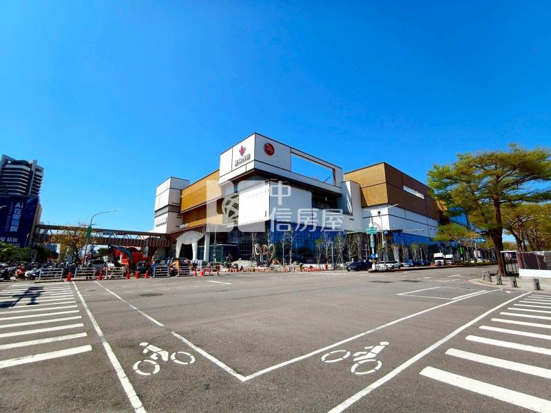 漢神臨路面寬6米全新電梯別墅房屋室內格局與周邊環境