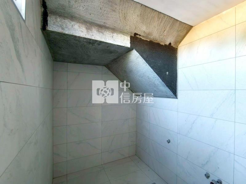 漢神臨路面寬6米全新電梯別墅房屋室內格局與周邊環境