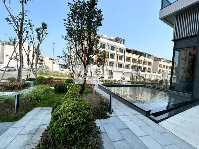 清景麟美學美宅平車房屋室內格局與周邊環境