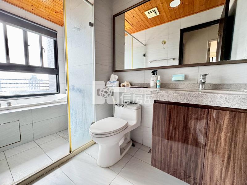 高雄Many協勝發兩房帝王戶房屋室內格局與周邊環境