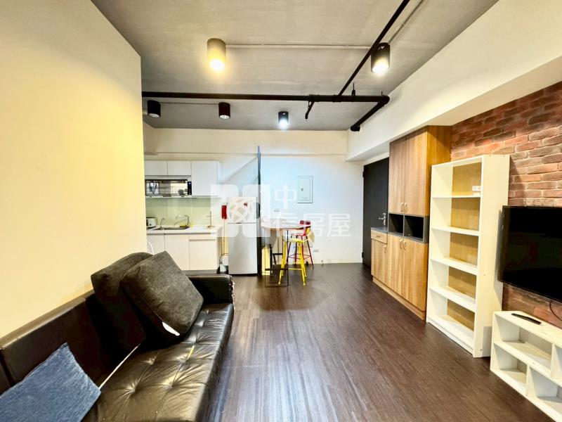 高雄Many協勝發兩房帝王戶房屋室內格局與周邊環境