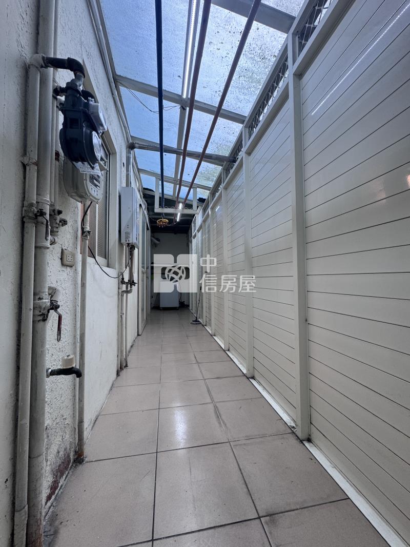 新明國中一樓大三房車房屋室內格局與周邊環境