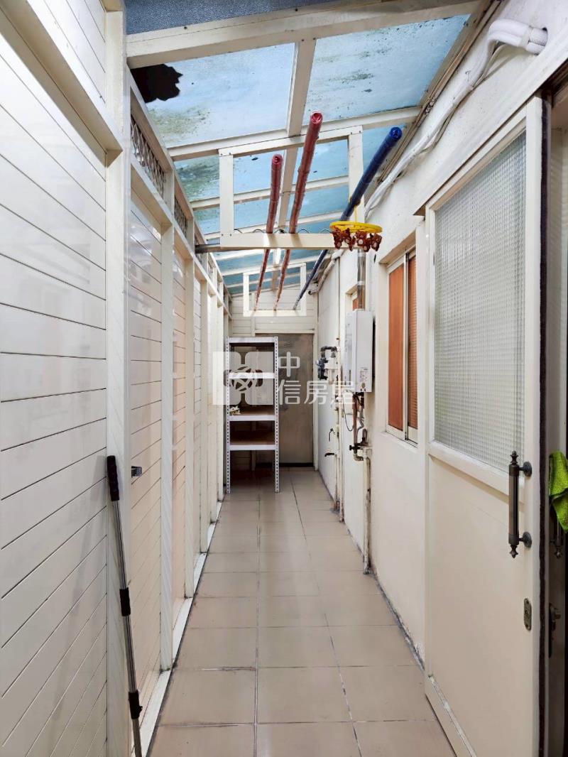 新明國中一樓大三房車房屋室內格局與周邊環境