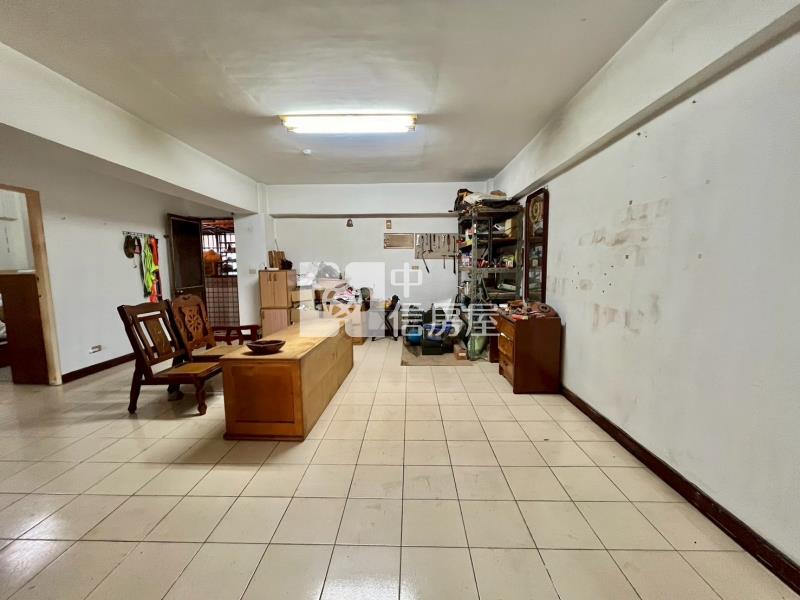 近台中高工3房華廈房屋室內格局與周邊環境