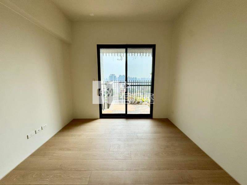 鉅虹森美館宜居陽台無限視野三房平車房屋室內格局與周邊環境