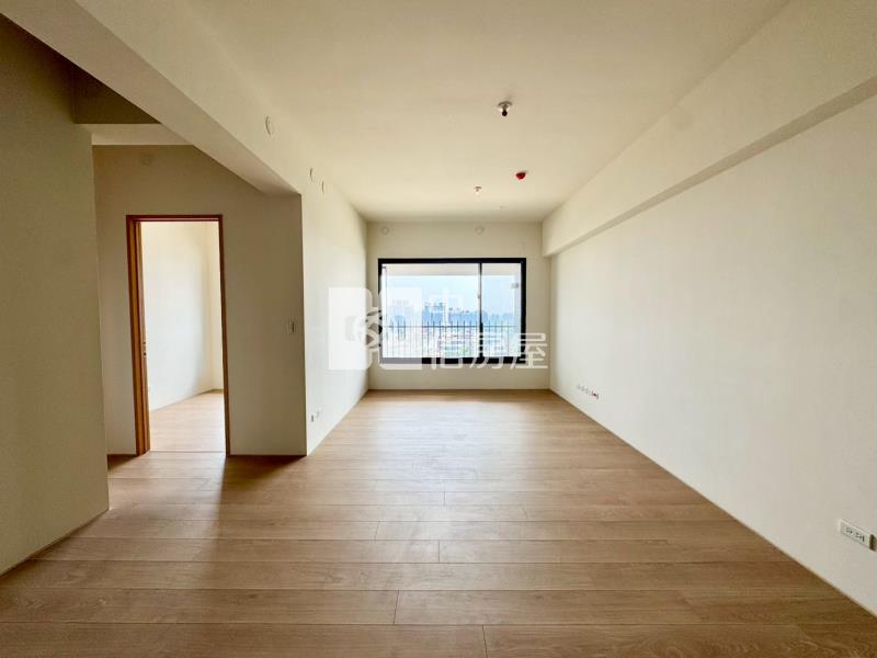 鉅虹森美館宜居陽台無限視野三房平車房屋室內格局與周邊環境