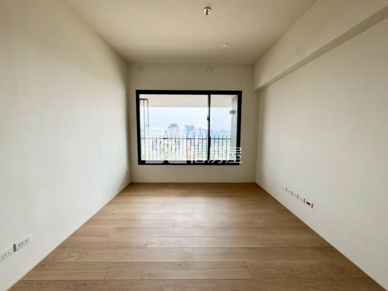 鉅虹森美館宜居陽台無限視野三房平車房屋室內格局與周邊環境