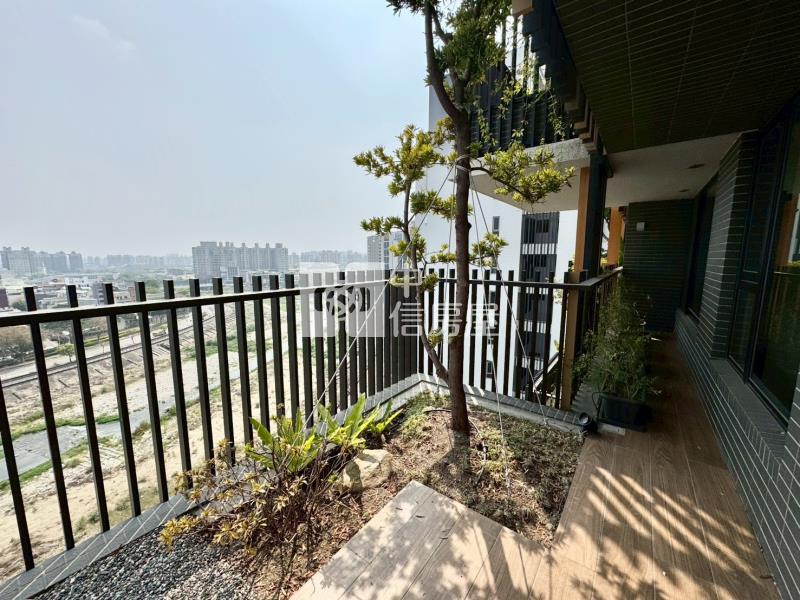 鉅虹森美館宜居陽台無限視野三房平車房屋室內格局與周邊環境