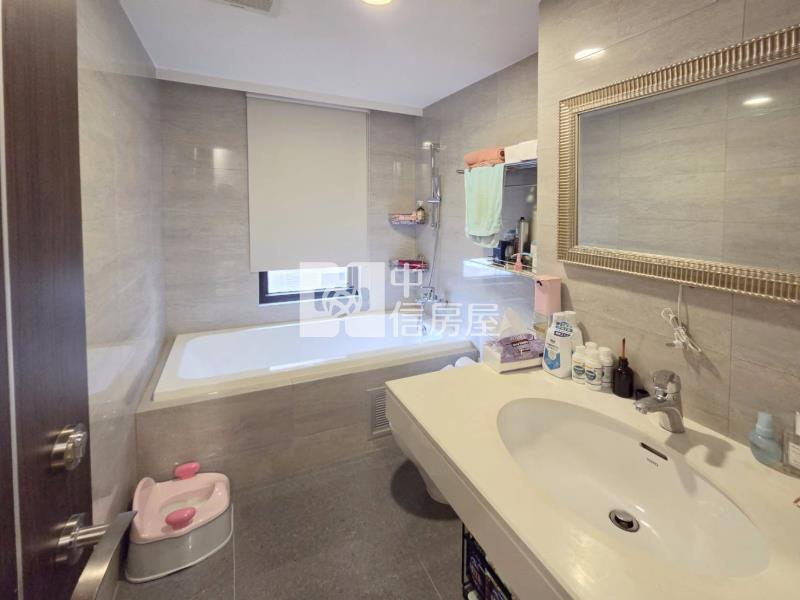 登陽穗悅高樓三房平車房屋室內格局與周邊環境