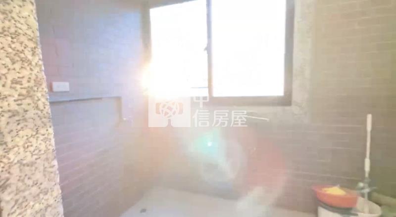 青埔A18站前核心3房雙車位房屋室內格局與周邊環境