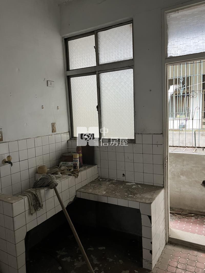 八德介壽路低總價公寓房屋室內格局與周邊環境