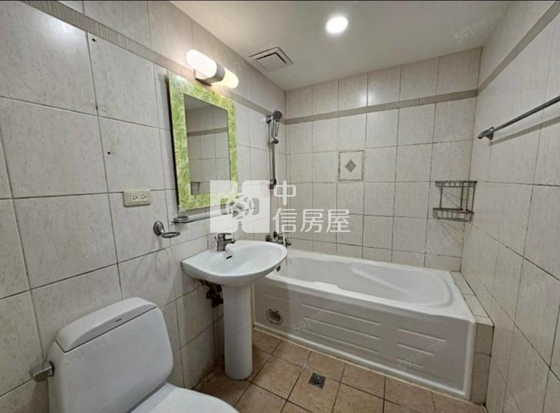 湖映左岸景觀電梯2房房屋室內格局與周邊環境