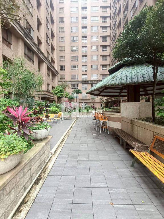 中壢士校旁(湖映左岸)大2房(中信卓越團隊)房屋室內格局與周邊環境