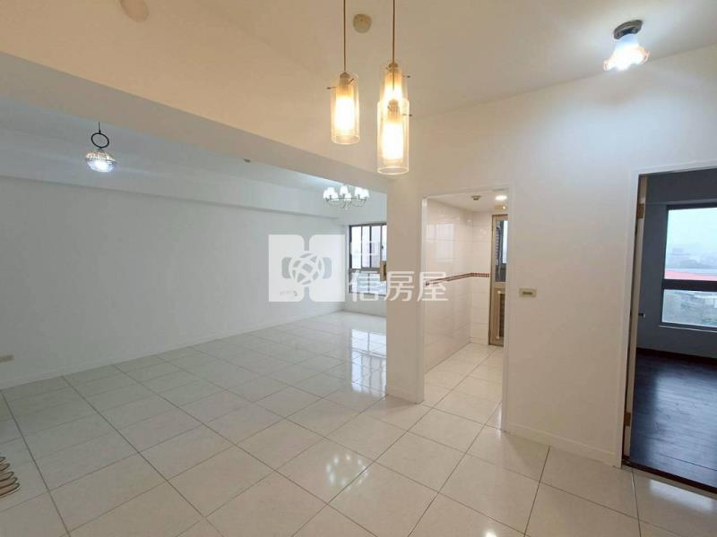 中壢士校旁(湖映左岸)大2房(中信卓越團隊)房屋室內格局與周邊環境