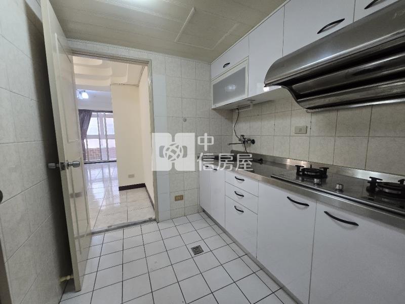 【奔馳】冠倫台北-翰林區3房房屋室內格局與周邊環境