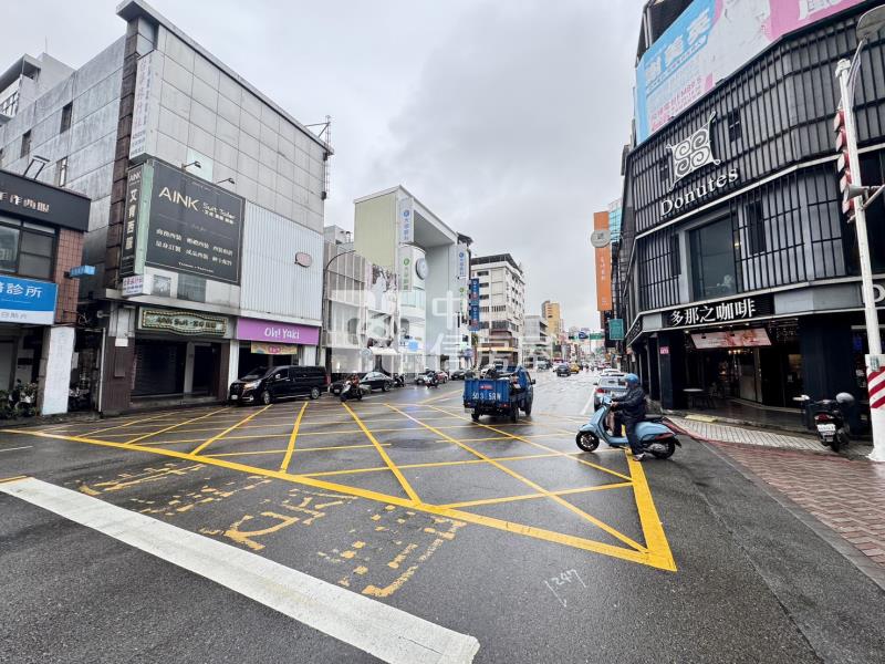 鑫聖-中壢市區稀有2房雙車位房屋室內格局與周邊環境