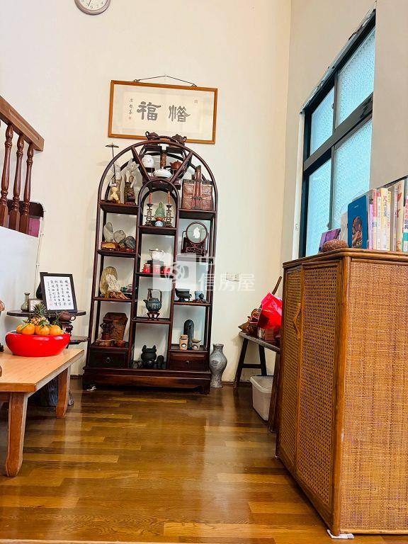 內壢高中旁前院停車美別墅(中信卓越團隊)房屋室內格局與周邊環境