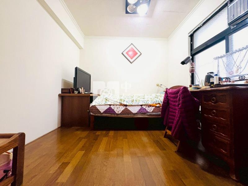 內壢高中旁前院停車美別墅(中信卓越團隊)房屋室內格局與周邊環境