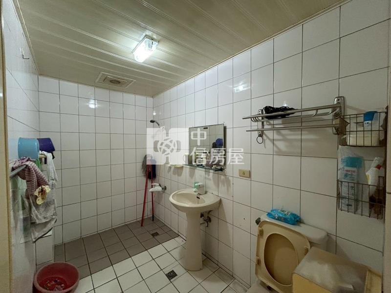 斗六久安別墅房屋室內格局與周邊環境