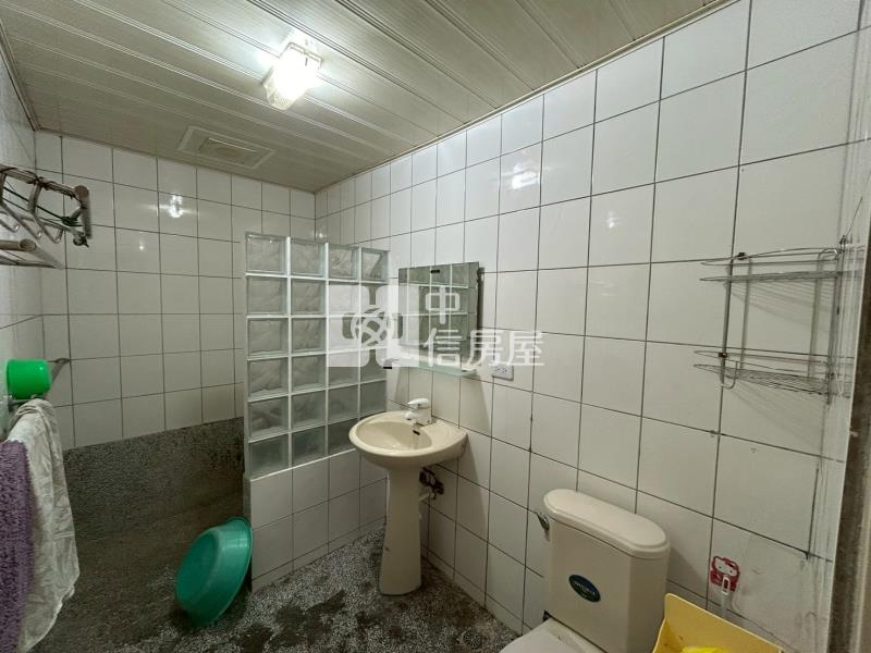 斗六久安別墅房屋室內格局與周邊環境