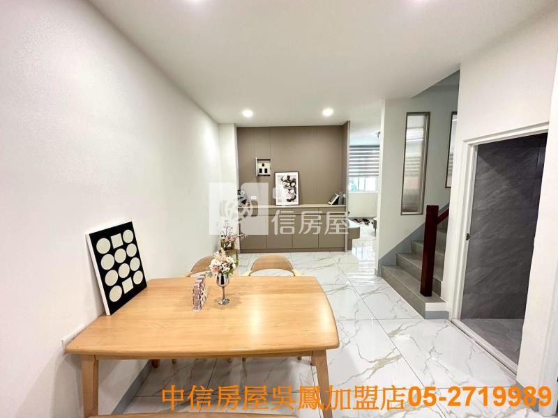 中庄田字型車庫透天房屋室內格局與周邊環境