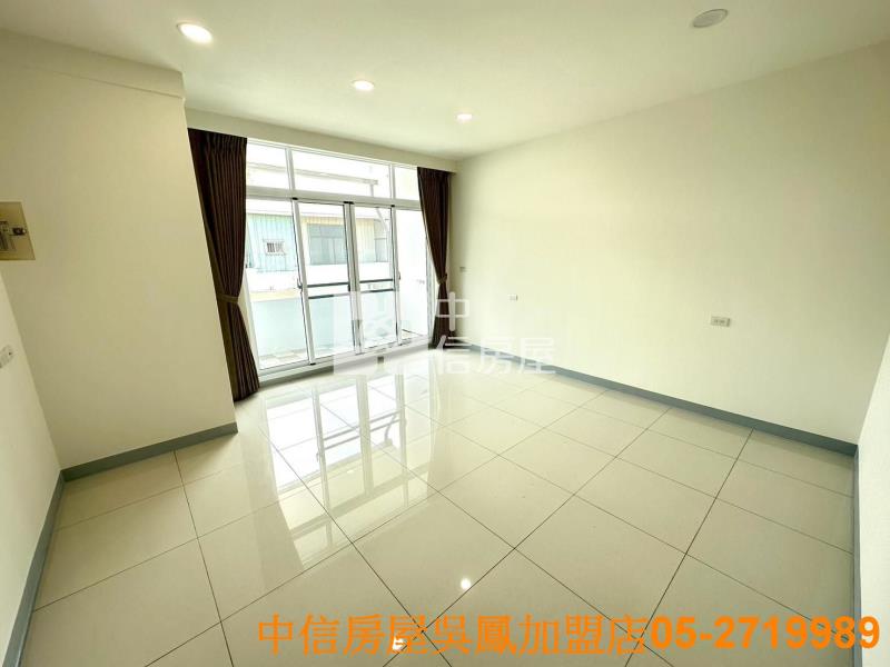 中庄田字型車庫透天房屋室內格局與周邊環境