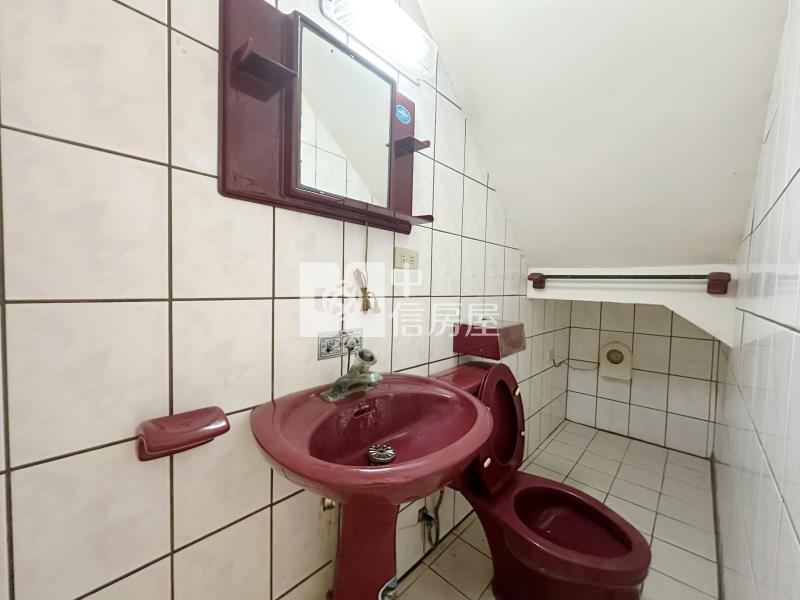 觀音草漯重劃區透天店面房屋室內格局與周邊環境