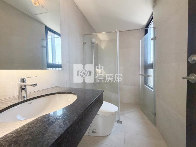 14期上階綠三房雙主臥平車房屋室內格局與周邊環境