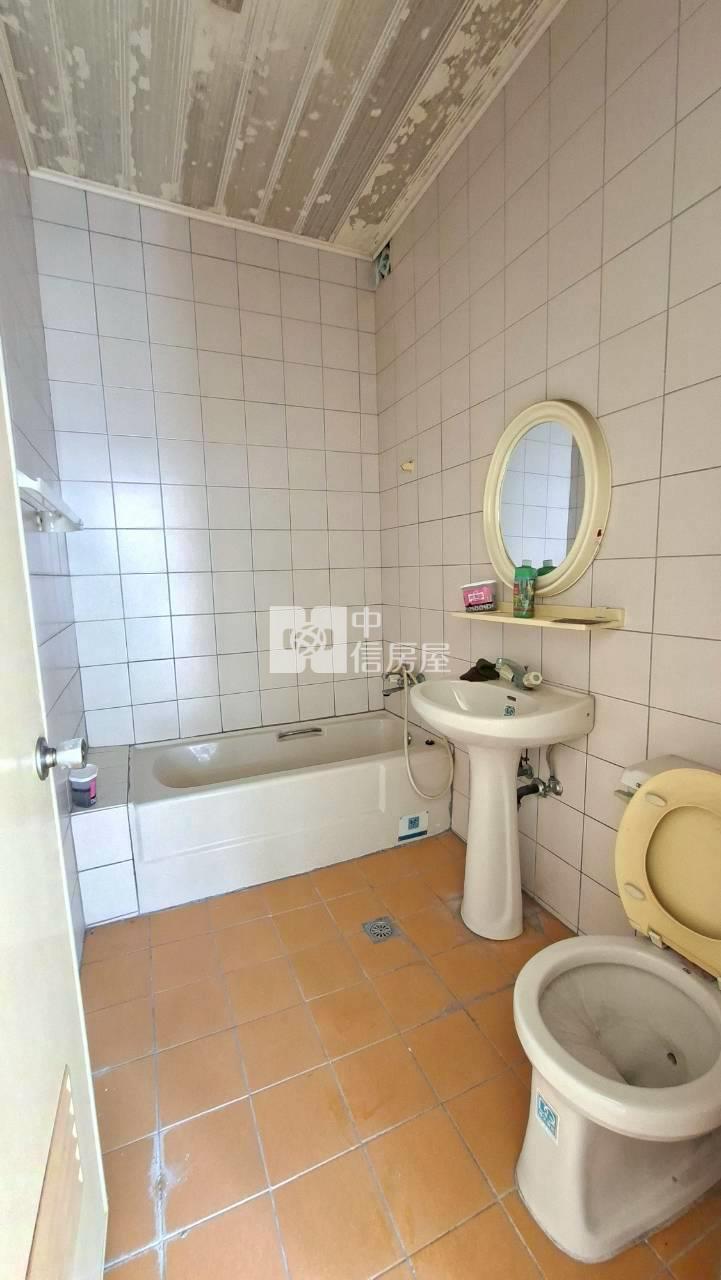 斗六重光美透天房屋室內格局與周邊環境