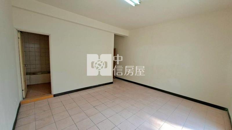 斗六重光美透天房屋室內格局與周邊環境