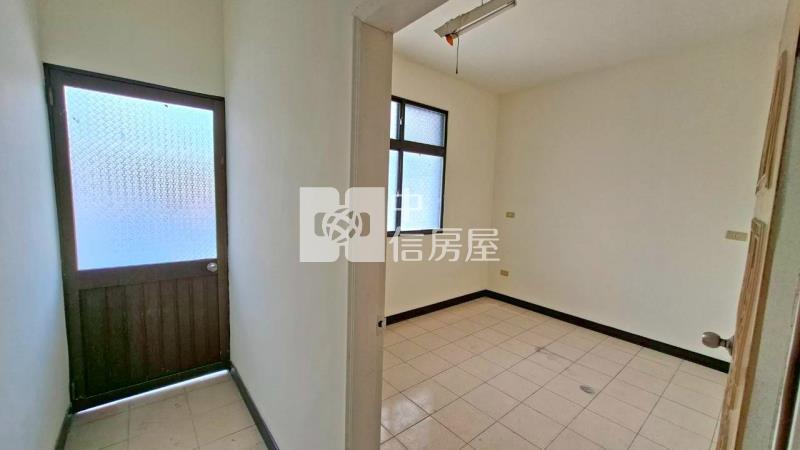 斗六重光美透天房屋室內格局與周邊環境