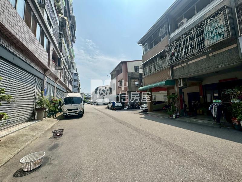 五權車站臨10米路商業區透天房屋室內格局與周邊環境