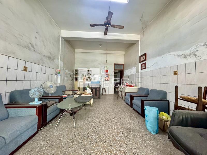 五權車站臨10米路商業區透天房屋室內格局與周邊環境